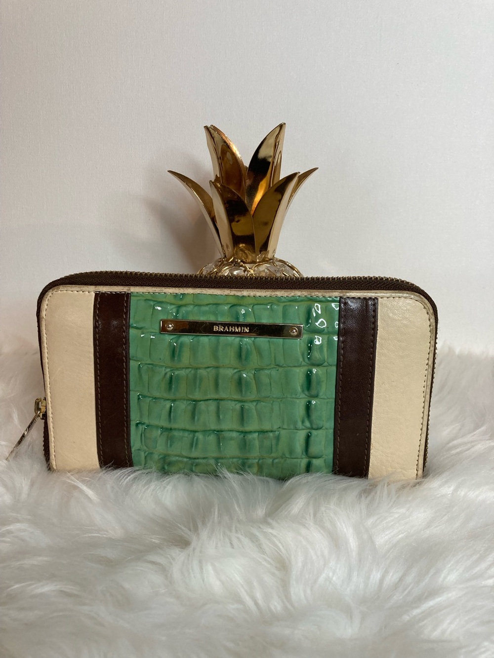 Brahmin Green Croc-Accent Zip Wallet - Cream & Brown GUC